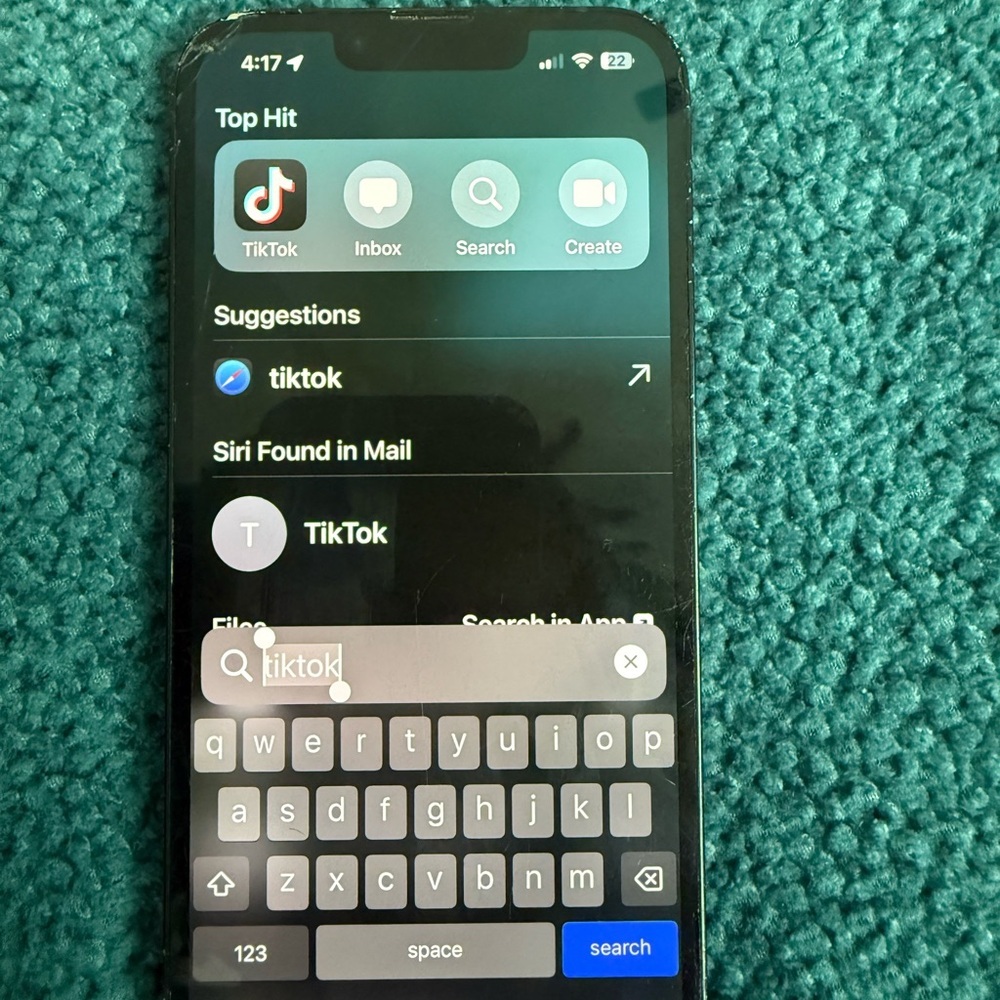 Iphone 13 128gb midnight **WITH TIKTOK APP INSTALLED** - Picture 3 of 3